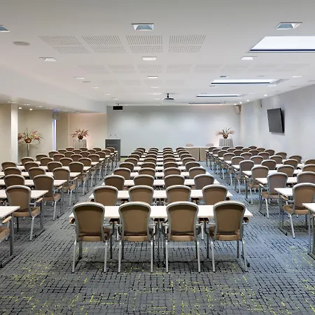 Hotel Nordic Forum 4*