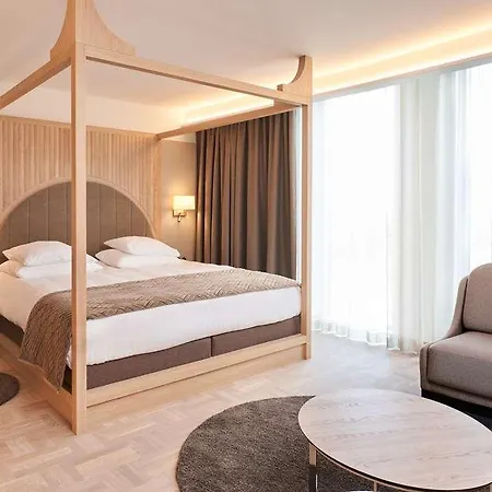 Hotel Nordic Forum 4*