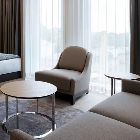 Nordic Forum Hotel 4*