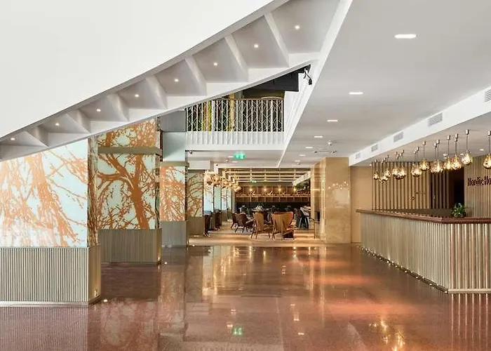 ノルディック フォーラム 4*